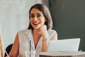 acessórios em looks de trabalho vila das joias